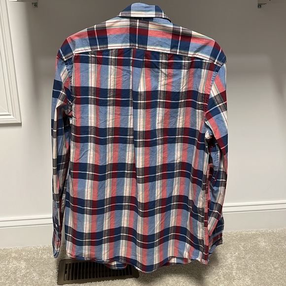 Gap Plaid Button Down - Picture 2 of 4